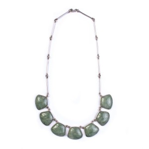 Collar de plata con Jade